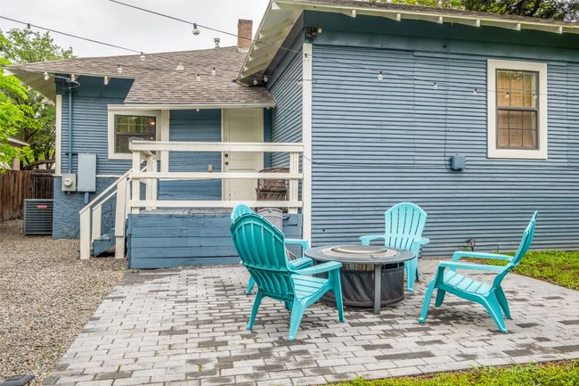 705 S Glasgow Dr, House other with 3 bedrooms, 2 bathrooms and null parking in Dallas TX | Image 18