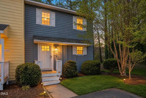 5725 Pool Side Dr, Raleigh, NC, 27612-6118 | Card Image