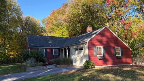 7 Highland Avenue, Salem, NH, 03079 | Card Image