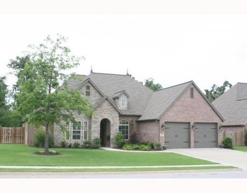 3500 W Kirkwood St, Rogers, AR, 72758-4503 | Card Image