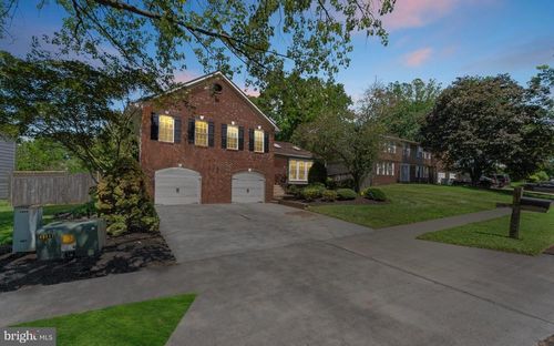 12312 Sir Lancelot Dr, GLENN DALE, MD, 20769-8929 | Card Image