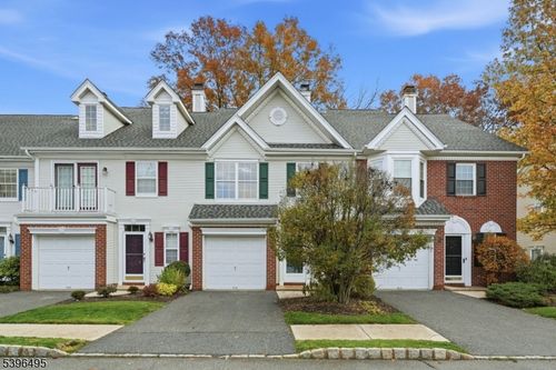 71 Washington Ct, Towaco, NJ, 07082-1243 | Card Image