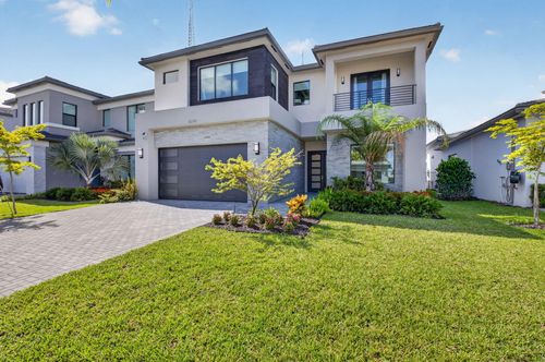 8270 Essex Country Club Dr, Boca Raton, FL, 33434-5871 | Card Image