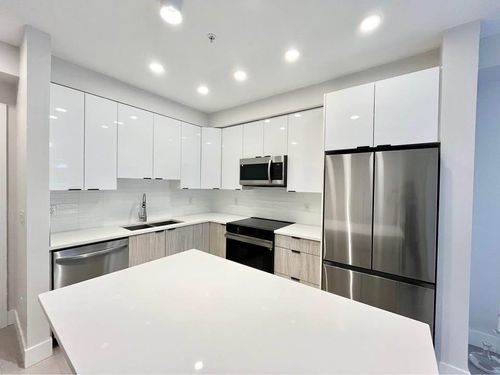 11655 Fraser St, Maple Ridge, BC, V2X6W9 | Card Image