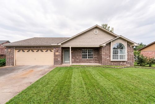 12 Red Oak Dr, Cabot, AR, 72023-3937 | Card Image