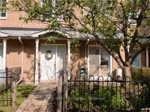 17-1 Alpen Way, Markham, ON, L3R4G2 | Card Image