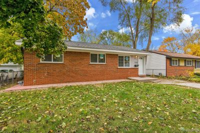 724 Kenilworth Avenue, Home with 3 bedrooms, 1 bathrooms and null parking in Pontiac MI | Image 1