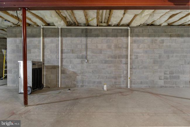 1982 Whyte Ln, House other with 3 bedrooms, 3 bathrooms and null parking in SPRING GROVE PA | Image 50