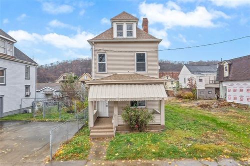 541 4th Ave, New Kensington, PA, 15068 | Card Image