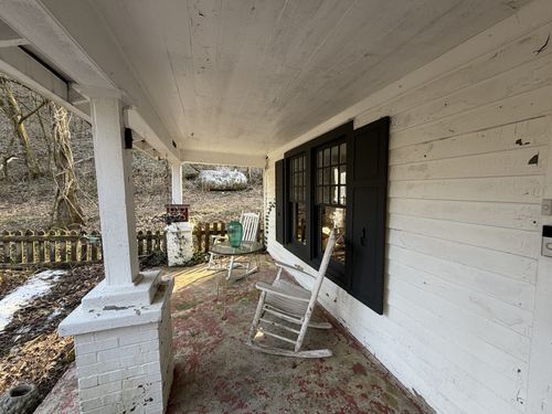 5169 Eatons Creek Rd, Nashville, TN, 37218-3404 | Card Image