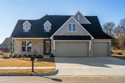 2082 E 138th Street S, House other with 4 bedrooms, 3 bathrooms and null parking in Bixby OK | Image 2