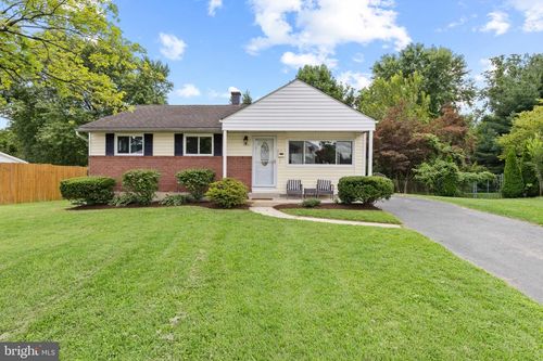 1201 Kimberly Ln, GLEN BURNIE, MD, 21061-2925 | Card Image