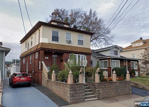 31 Hedden Ter, North Arlington, NJ, 07031-6108 | Card Image