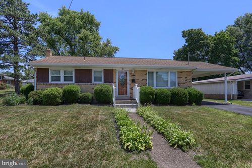 681 N 67th St, HARRISBURG, PA, 17111-4512 | Card Image