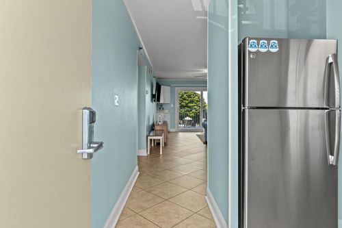 215-502 Gulf Shore Dr, Destin, FL, 32541-5077 | Card Image