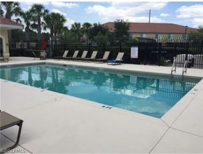 701 - 9460 Ivy Brook Run, Townhouse with 3 bedrooms, 2 bathrooms and null parking in Fort Myers FL | Image 2