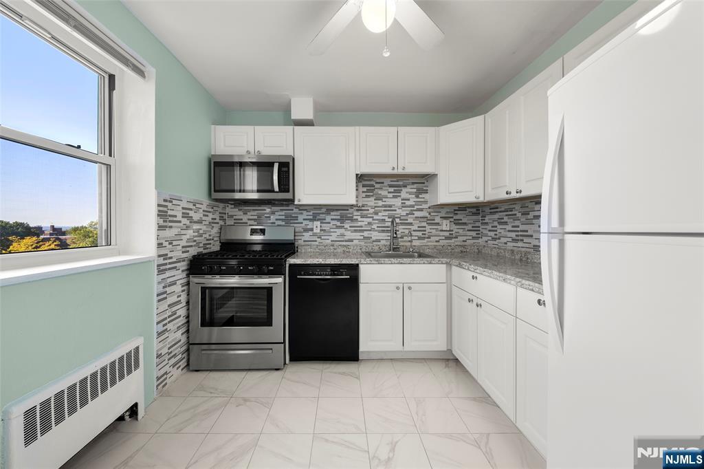 Residential Lease in Fort Lee 5