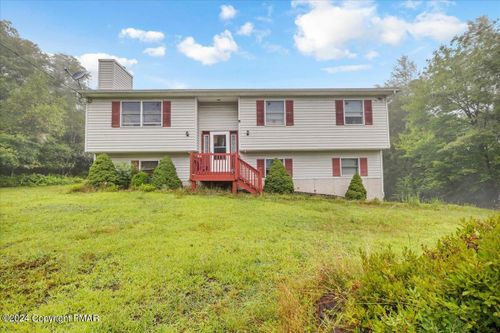 2083 Sun Valley Drive, Blakeslee, PA, 18610 | Card Image