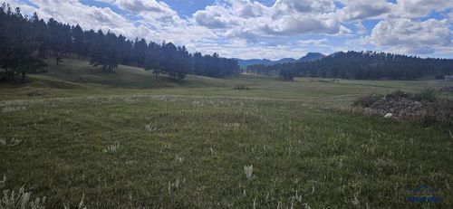 25381 Wind Song Valley Rd, Custer, SD, 57730-8138 | Card Image