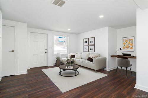 unit-4-2845 Route 9g, Rhinebeck, NY, 12572 | Card Image