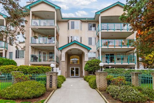 310-20443 53 Ave, Langley, BC, V3A7A6 | Card Image