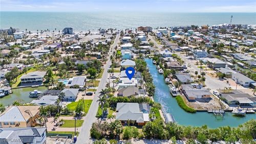 411 Connecticut St, FORT MYERS BEACH, FL, 33931-3708 | Card Image