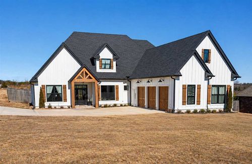 704 W Yost Road, Stillwater, OK, 74075 | Card Image