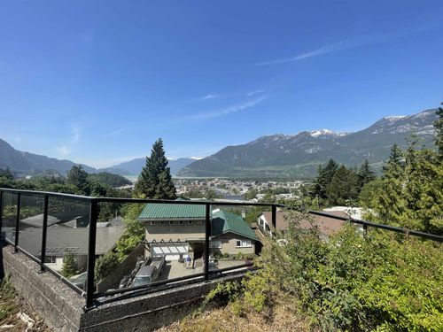 38293 Vista Cres, Squamish, BC, V8B0X6 | Card Image