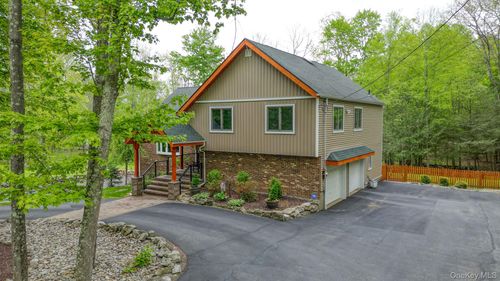 90 M And M Rd, Middletown, NY, 10940-6396 | Card Image