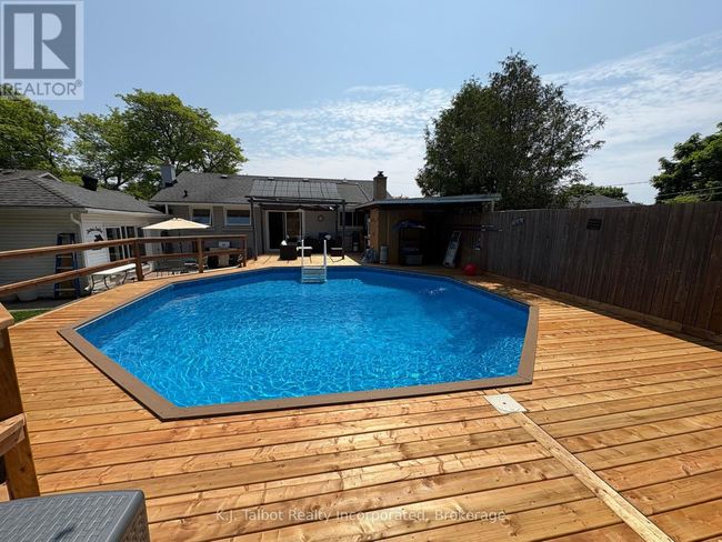 202 Bennett St W, House other with 3 bedrooms, 3 bathrooms and 4 parking in Goderich ON | Image 33