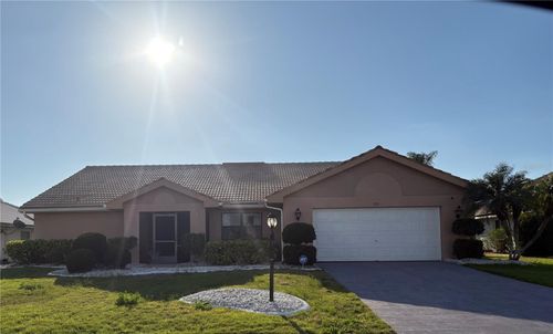 721 Elkhorn Rd, SUN CITY CENTER, FL, 33573-6454 | Card Image