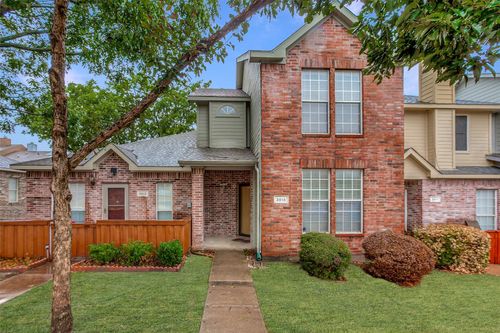 3815 Brandon Park Dr, Garland, TX, 75044-6450 | Card Image