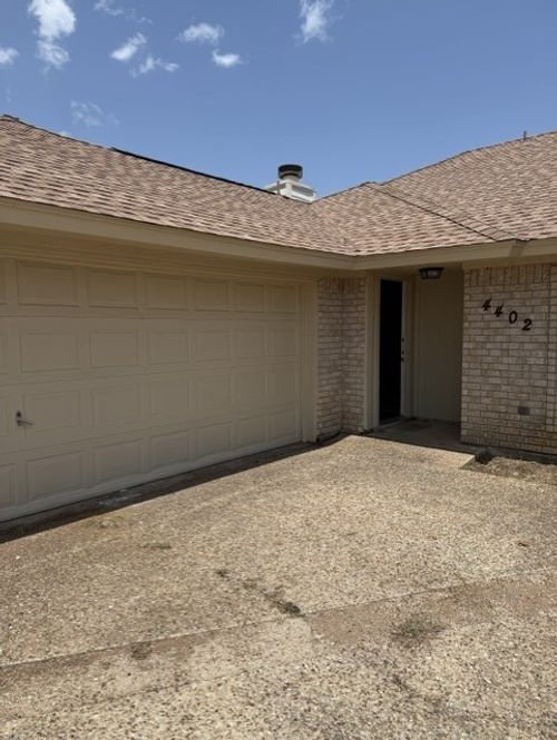 4402 Tall Meadow Ln, Fort Worth, TX, 76133-6626 | Card Image