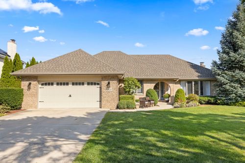 8937 Tara Hill Rd, Darien, IL, 60561-8436 | Card Image