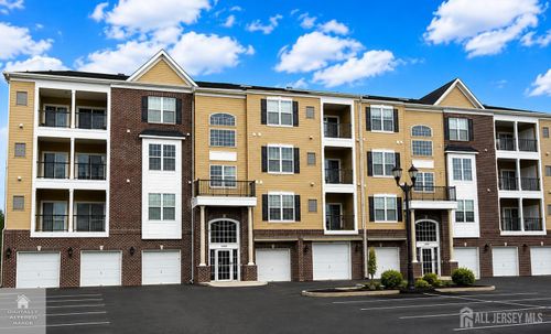835 Liberty Ct, Piscataway, NJ, 08854-7209 | Card Image