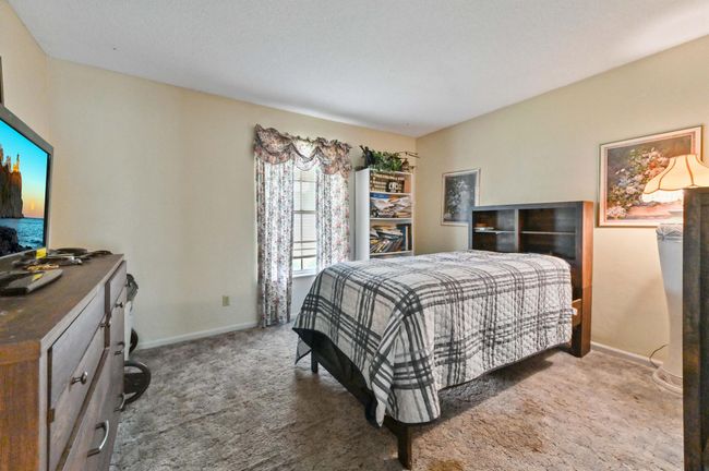 2104 S 26 Th St, House other with 3 bedrooms, 2 bathrooms and null parking in Fort Pierce FL | Image 20