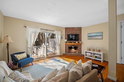 9 Lincoln Park, Marblehead, MA, 01945-2553 | Card Image