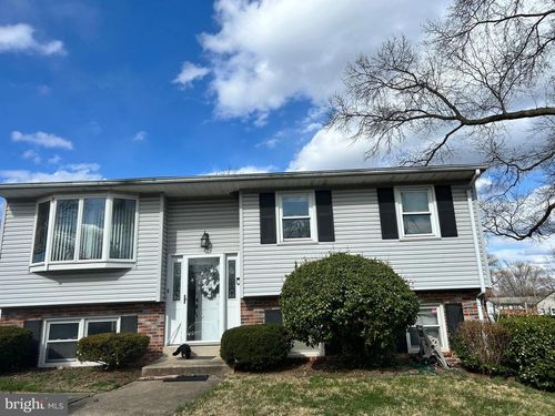 8404 Holly St, LAUREL, MD, 20707-5033 | Card Image