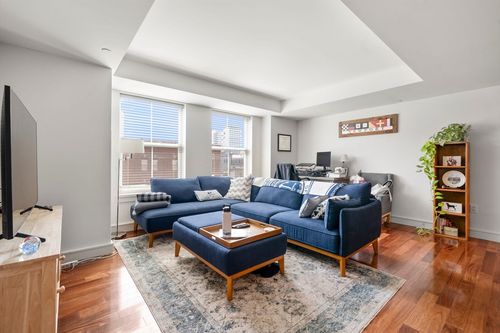2501-2 Battery Wharf, Boston, MA, 02109-1099 | Card Image