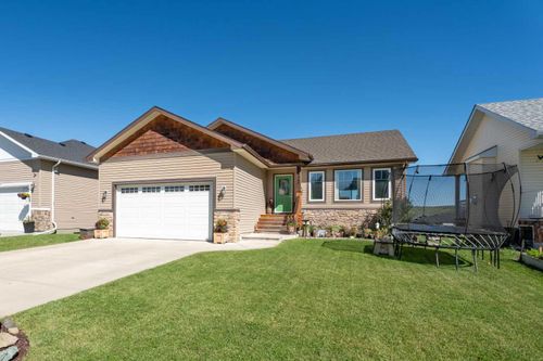 {{alt}} | Card Image