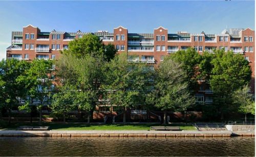 ph-9-4 Canal Park, Cambridge, MA, 02141 | Card Image