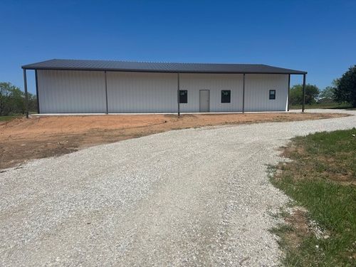 1048 Hells Gate Loop, Strawn, TX, 76475-2426 | Card Image