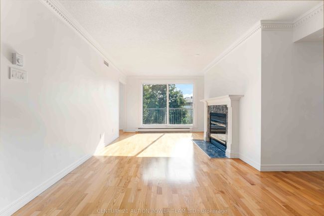 PH6 - 939 N River Rd, Condo with 3 bedrooms, 2 bathrooms and 1 parking in Ottawa ON | Image 6