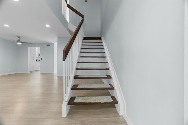 210 Ocean Dunes Cir, Condo with 3 bedrooms, 3 bathrooms and null parking in Jupiter FL | Image 10