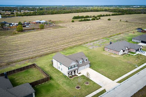 107 Cedar Elm Ln, Nevada, TX, 75173-1276 | Card Image