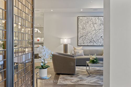 133 Pears Ave, Toronto, ON, M5R1T3 | Card Image