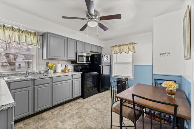 Kitchen | Image 13