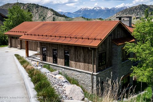 705 Rodeo Dr, Jackson, WY, 83001-8457 | Card Image