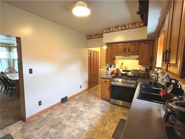 25 Jennifer St, House other with 3 bedrooms, 2 bathrooms and 1 parking in Leechburg PA | Image 11