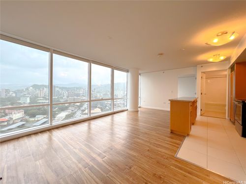 i2701-1288 Kapiolani Boulevard, Honolulu, HI, 96814 | Card Image